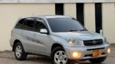 Magari Rav4 2005 lipo Dar es Salaam