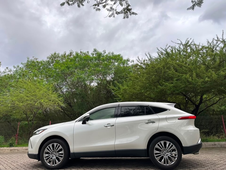 Price Toyota Harrier 2020 for Sale in Dar es Salaam