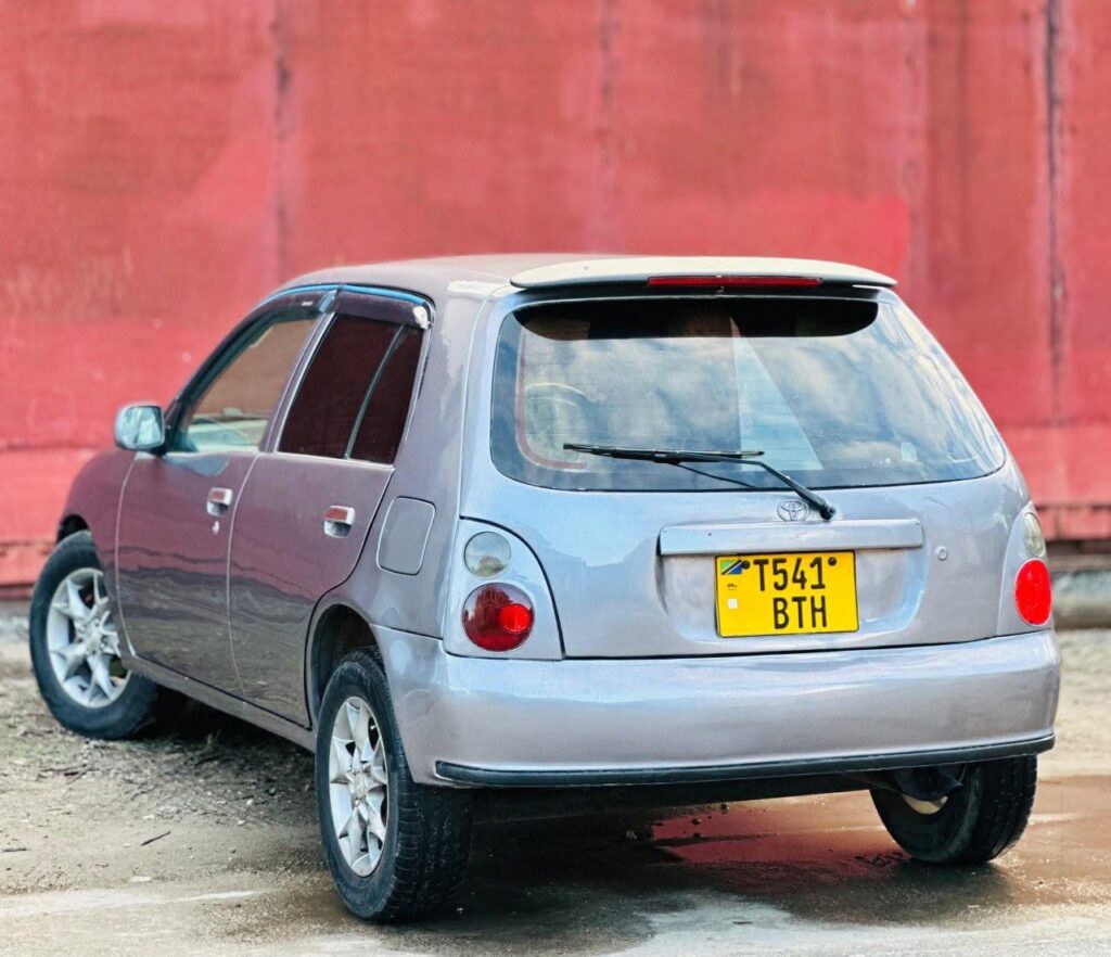 Toyota Starlet 1998 for Sale in Dar es Salaam