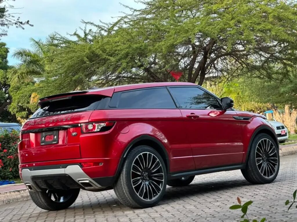 Land Rover Range Rover 2012 for Sale in Dar es Salaam