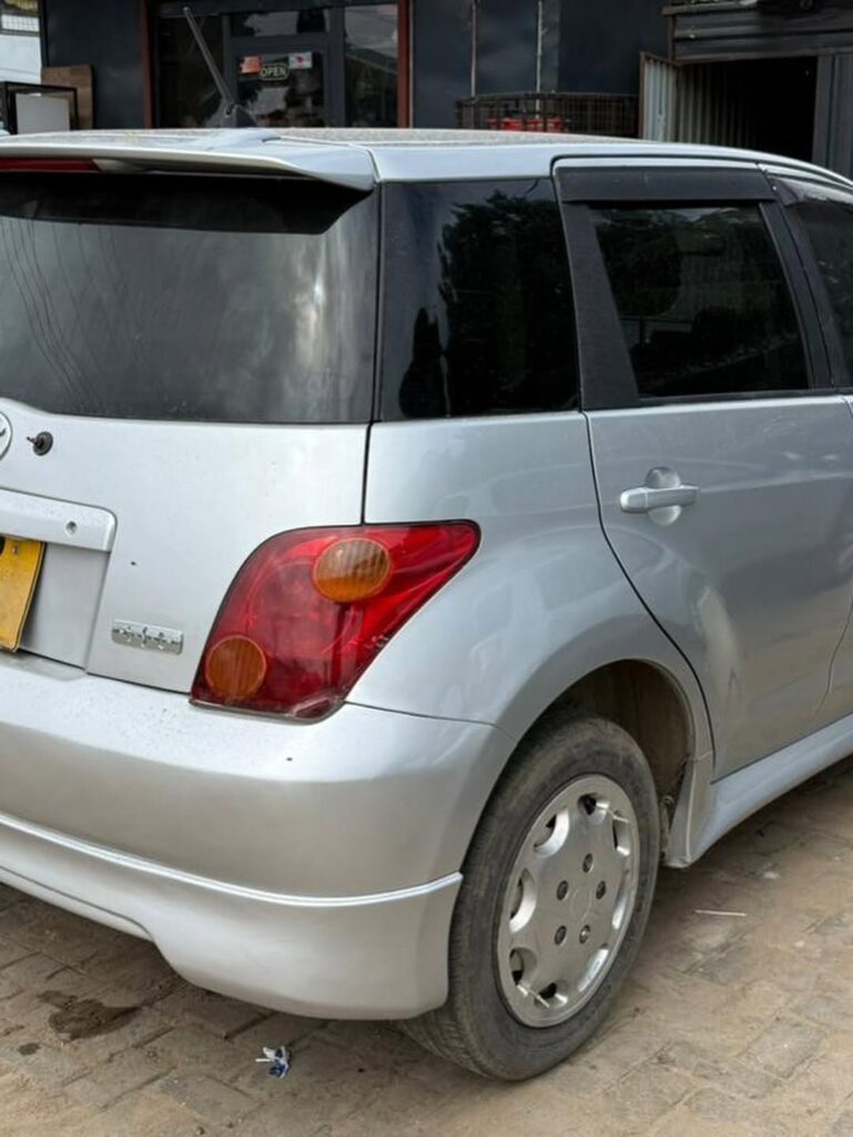 Buy Toyota IST 2005 for Sale in Dar es Salaam