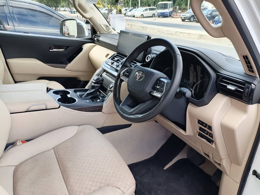 Magari Used Toyota Land Cruiser 300 Series 2023 Dar es Salaam Tanzania