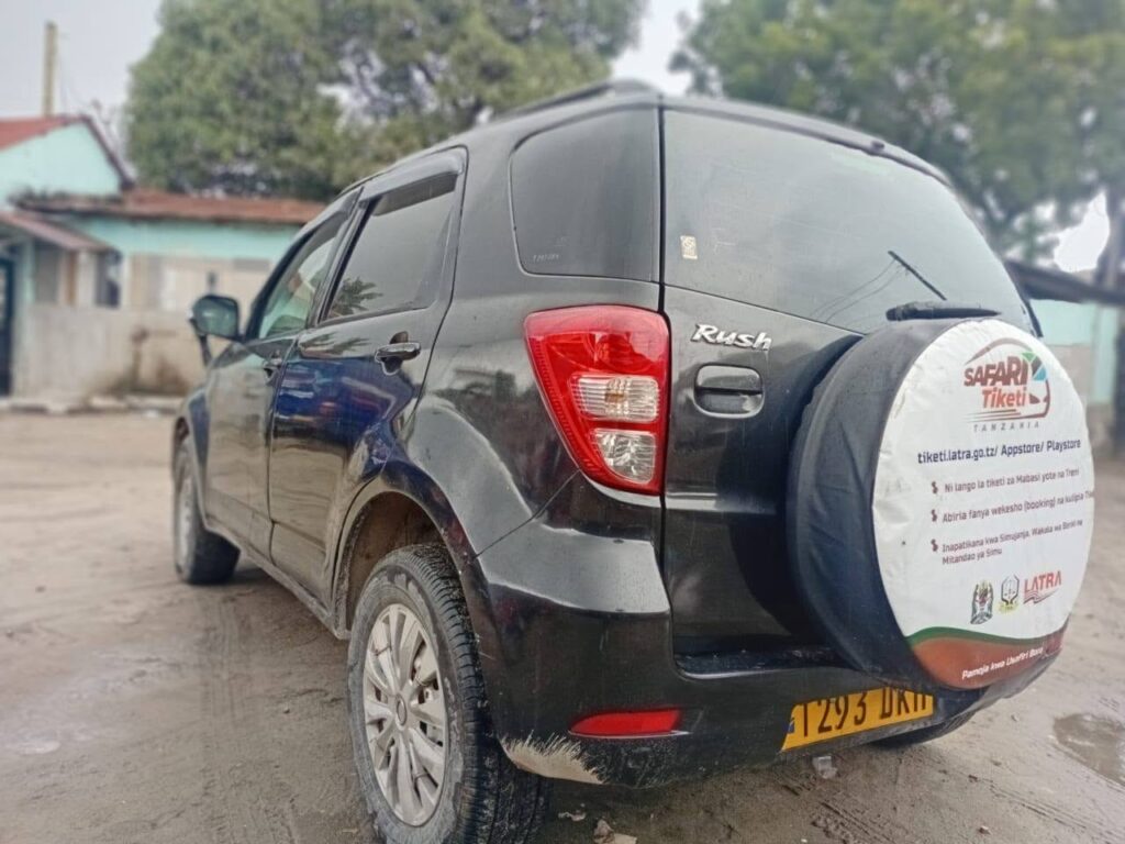 Toyota Rush bei poa sokoni Dar es Salaam Tanzania