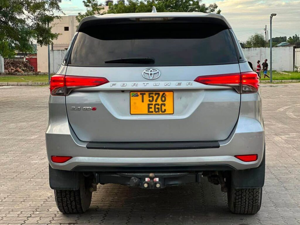 Price Toyota Fortuner 2020 for Sale in Dar es Salaam