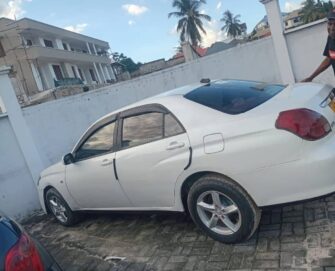Bei Ya Toyota Verosa 2003 Sokoni Dar es Salaam Tanzania