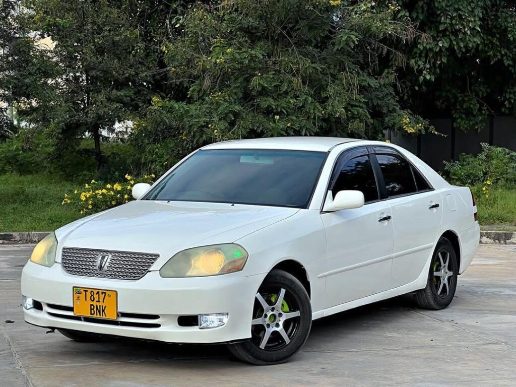 Price Of Toyota Mark II 2002 for Sale in Tanzania