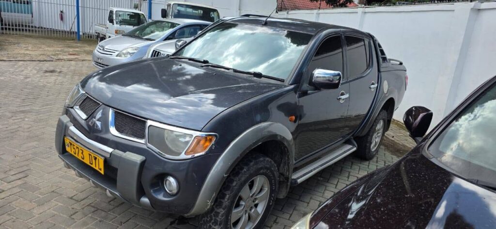 Magari Used Mitsubishi L200 2007 Dar es Salaam Tanzania