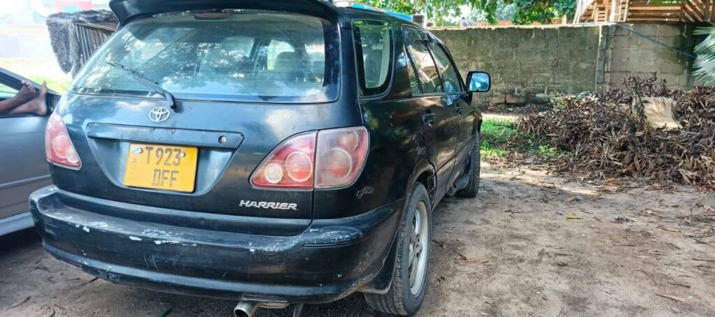 Price Of Toyota Harrier 2000 for Sale in Tanzania