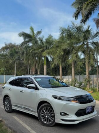 Bei Ya Toyota Harrier 2016 Sokoni Dar es Salaam Tanzania