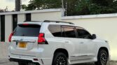 Toyota Land Cruiser Prado bei poa sokoni Dar es Salaam Tanzania