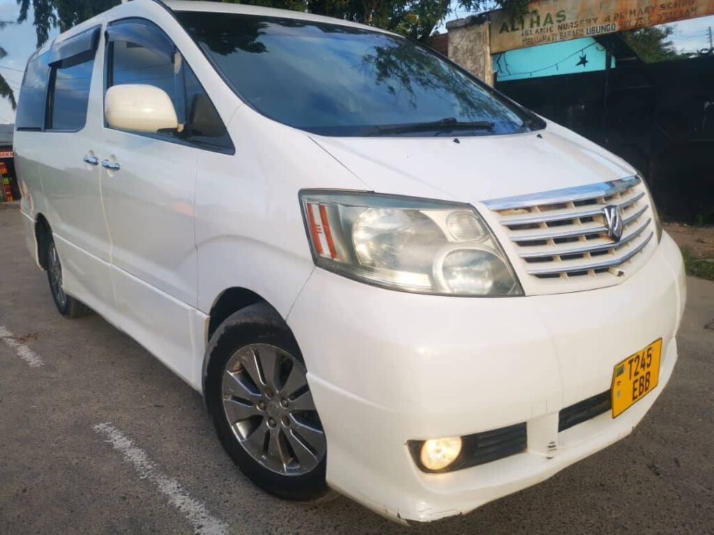 Magari Alphard 2004 lipo Dar es Salaam