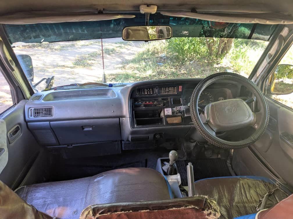 Price Toyota Hiace 1998 for Sale in Mwanza