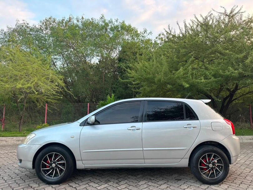 Price Toyota RunX 2004 for Sale in Dar es Salaam