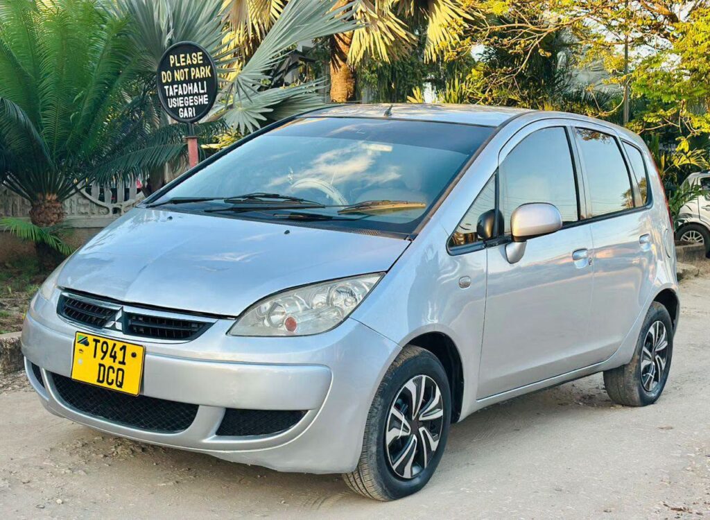 Price Of Mitsubishi Colt 2005 for Sale in Tanzania