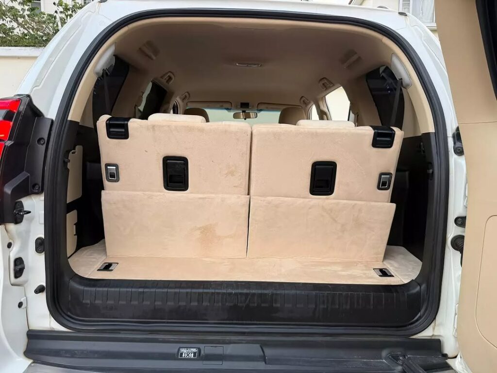 Magari Used Toyota Land Cruiser Prado 2016 Dar es Salaam Tanzania