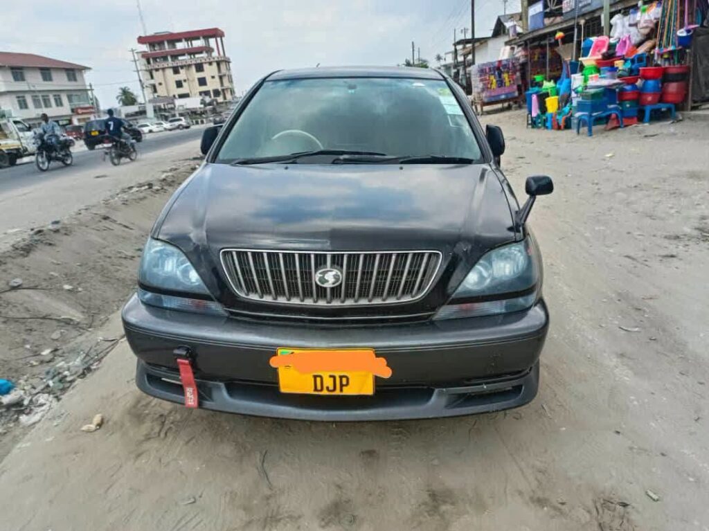 Buy Toyota Harrier 2000 for Sale in Dar es Salaam