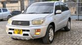 Magari Rav4 2003 lipo Dar es Salaam
