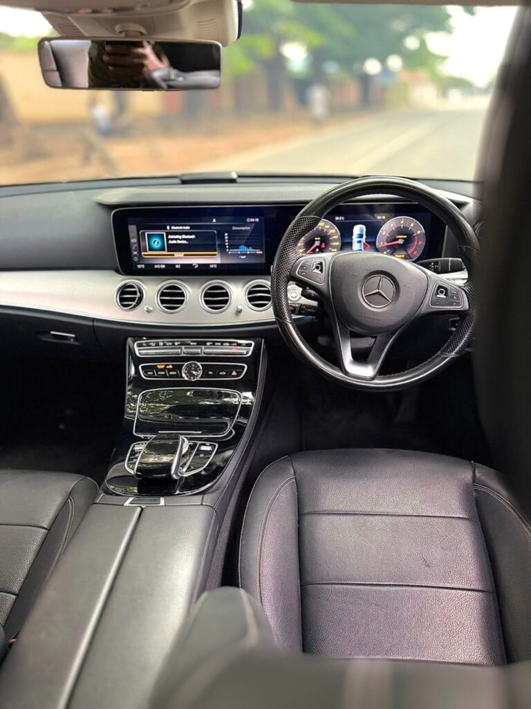 Bei ya Benz E-Class 2017 Sokoni Dar es Salaam Tanzania