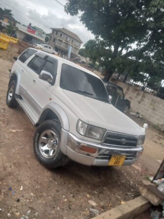 Price of Used Toyota Surf 1998 for Sale in Dar es Salaam Tanzania