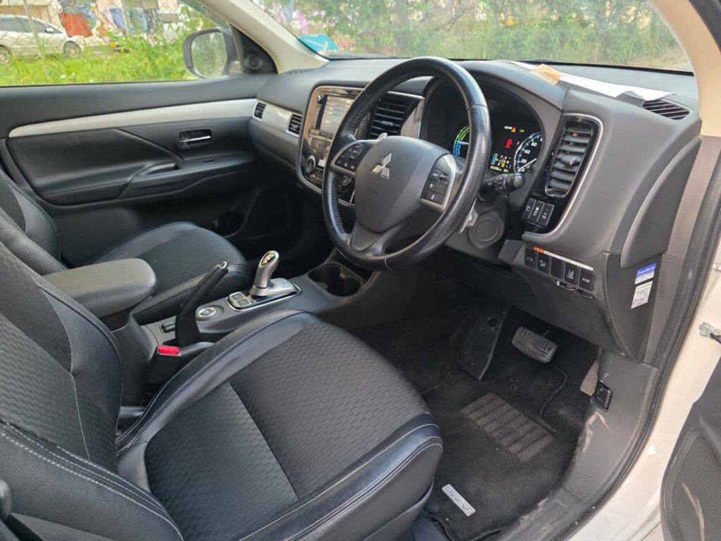 Buy Mitsubishi Outlander 2016 for Sale in Dar es Salaam