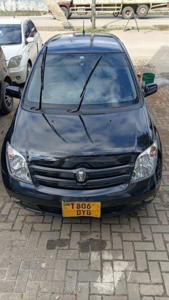Bei Ya Toyota IST 2005 Sokoni Dar es Salaam Tanzania