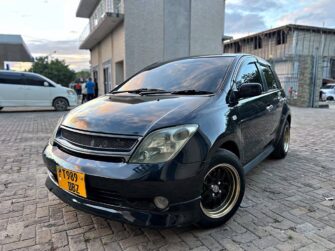 Bei Ya Toyota IST 2005 Sokoni Dar es Salaam Tanzania
