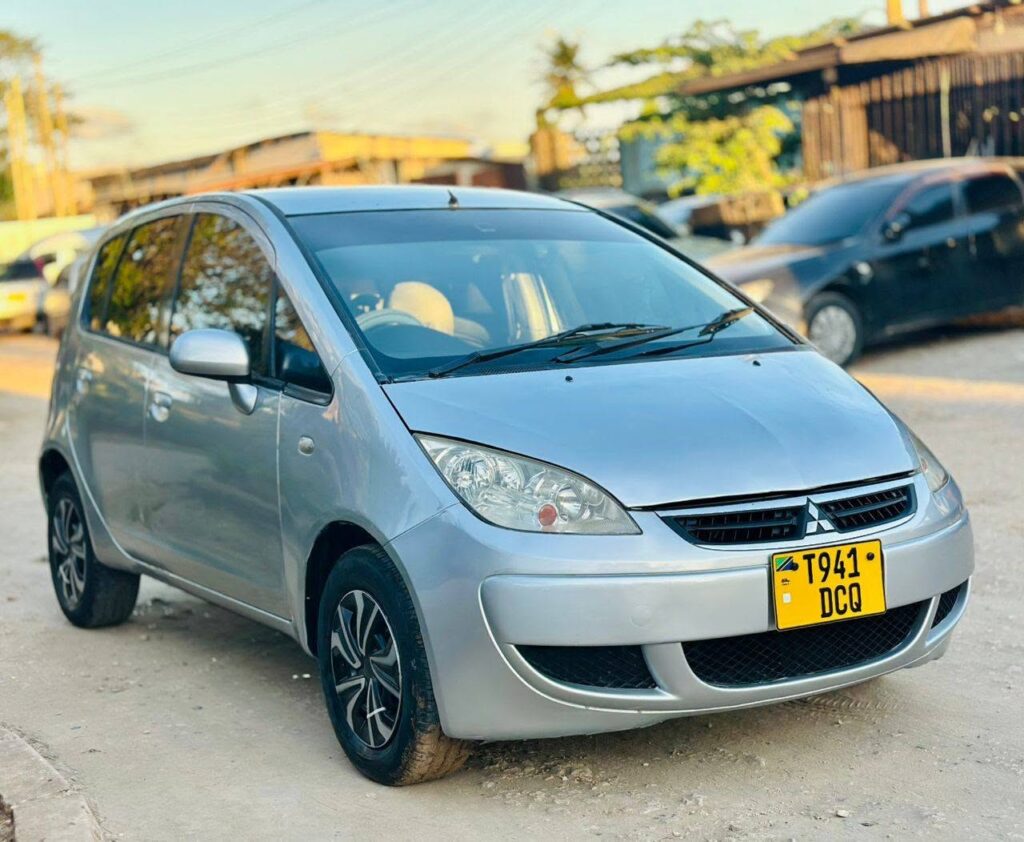 Buy Mitsubishi Colt 2005 for Sale in Dar es Salaam