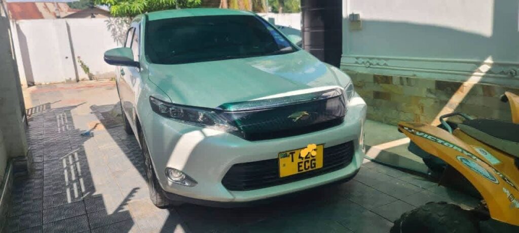 Bei ya Toyota Harrier 2015 Sokoni Dar es Salaam Tanzania