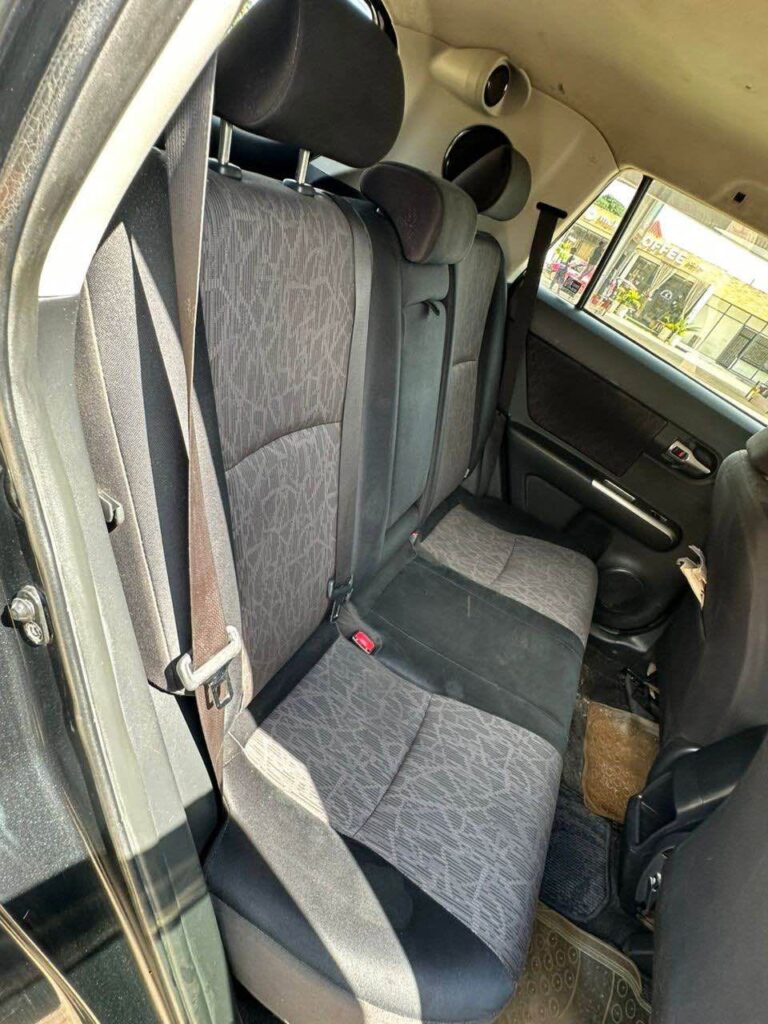 Magari Used Toyota Rumion 2010 Dar es Salaam Tanzania