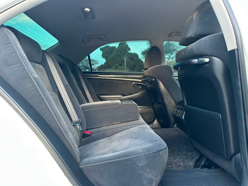 Price Toyota Crown 2006 for Sale in Dar es Salaam