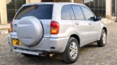 Bei ya Toyota Rav4 2003 Sokoni Dar es Salaam Tanzania