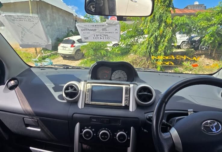 Magari IST 2005 lipo Dar es Salaam