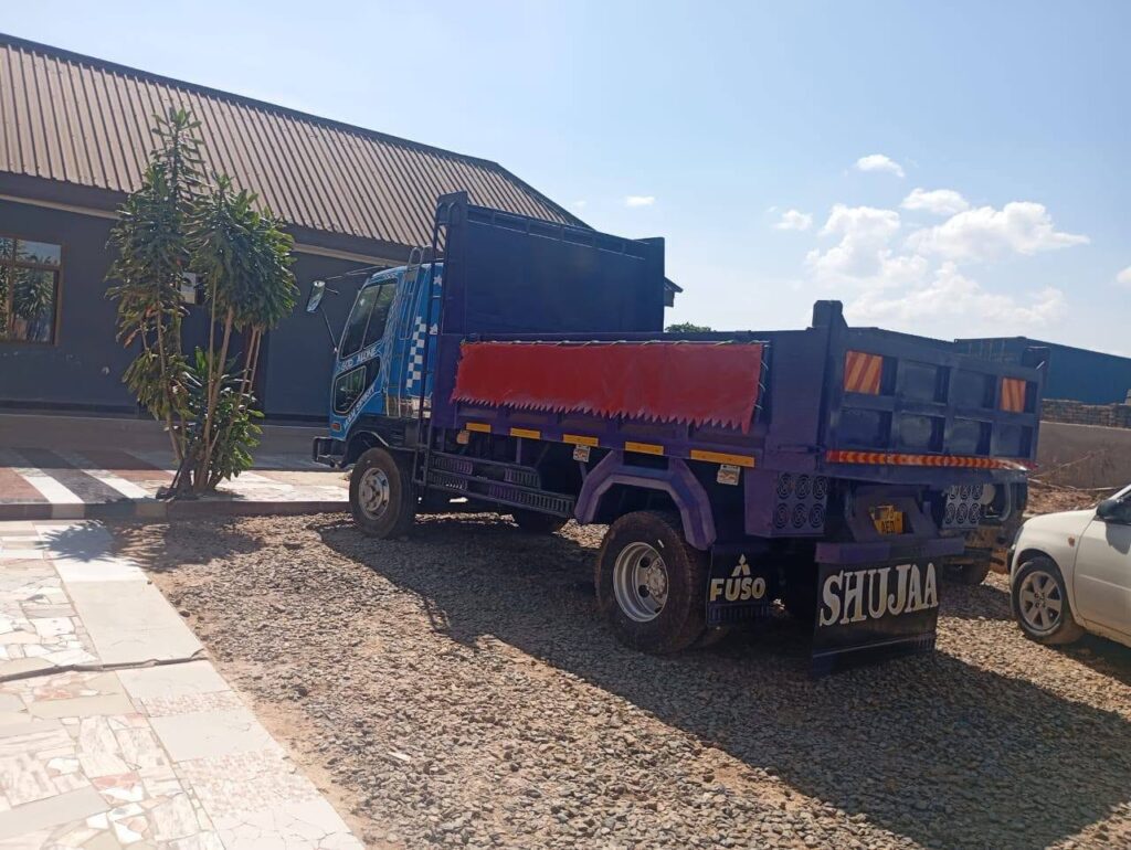 Buy Mitsubishi Fuso 2000 for Sale in Dar es Salaam
