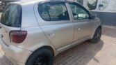 Magari Vitz 2003 lipo Dar es Salaam