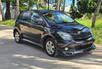 Bei Ya Toyota IST 2005 Sokoni Dar es Salaam Tanzania