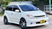 Magari Sokoni Toyota IST ya Bei Poa 2005