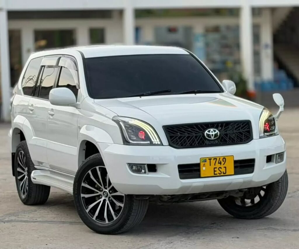 Buy Toyota Land Cruiser Prado 2006 for Sale in Dar es Salaam