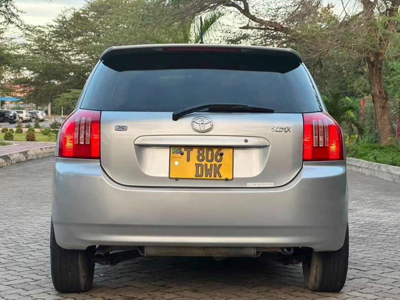 Price Toyota RunX 2004 for Sale in Dar es Salaam