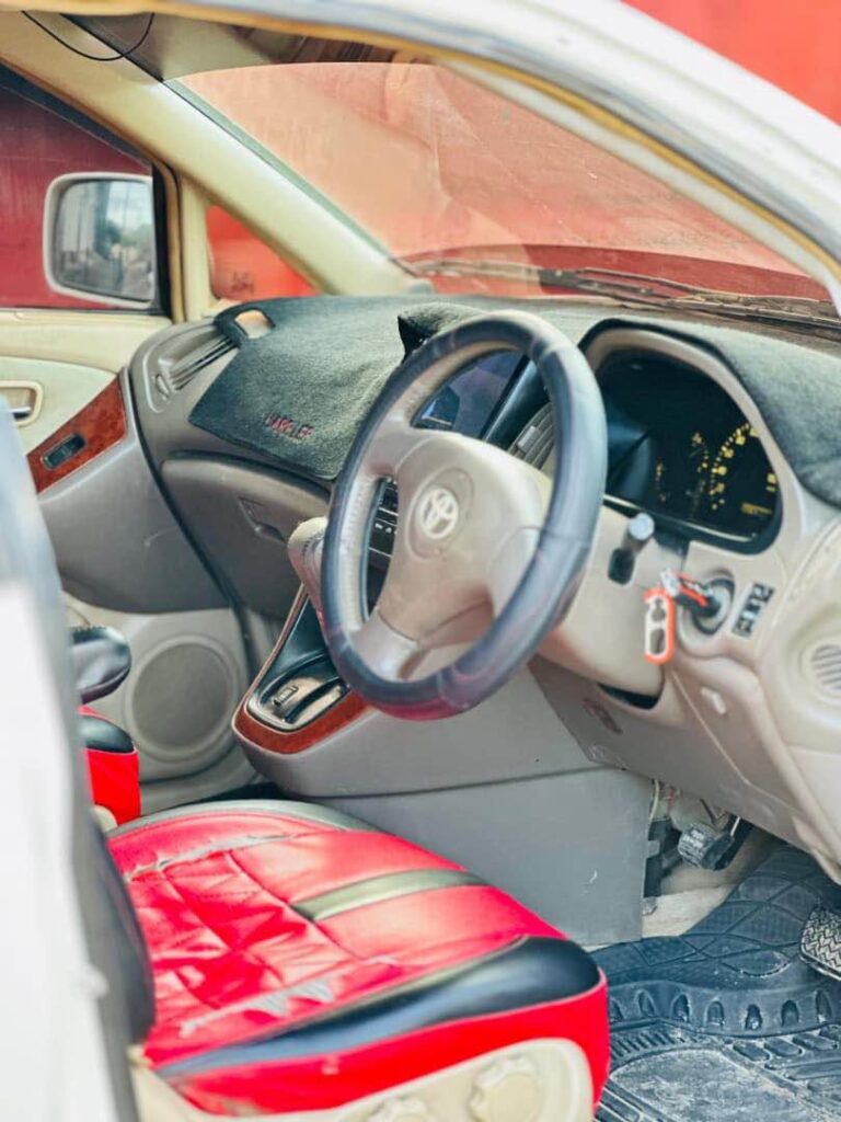 Buy Toyota Harrier 2005 for Sale in Dar es Salaam