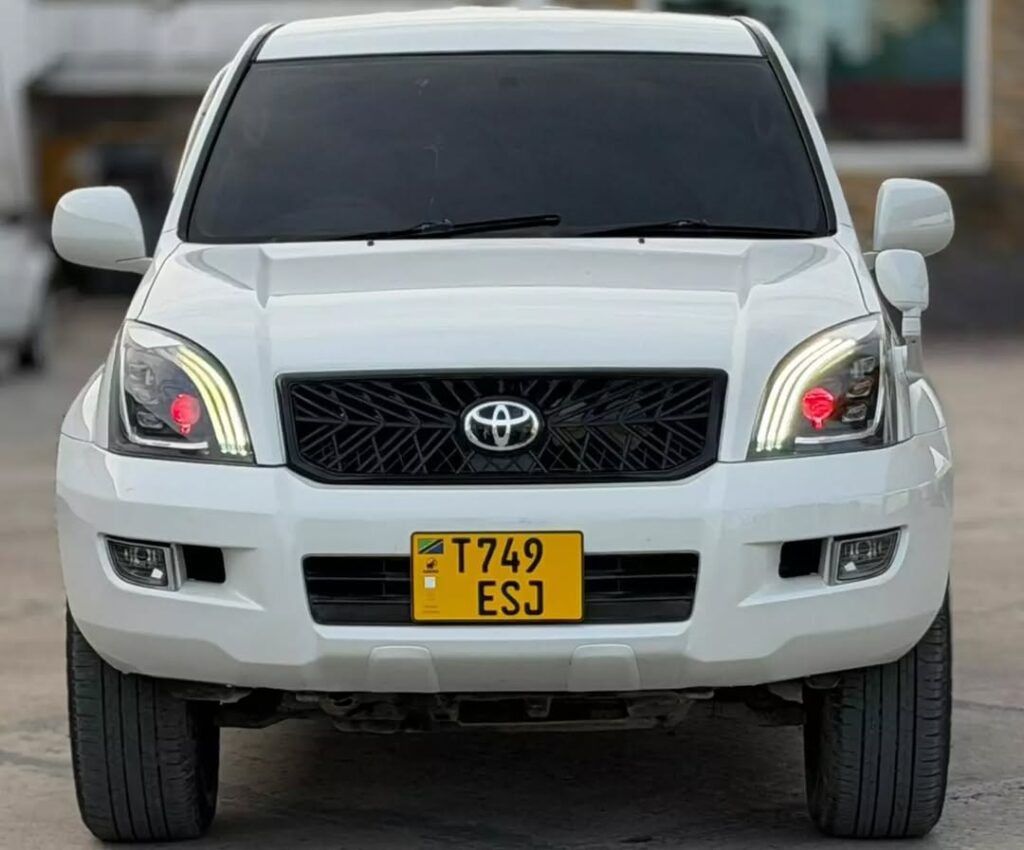 For Sale Toyota Land Cruiser Prado 2006 in Dar es Salaam