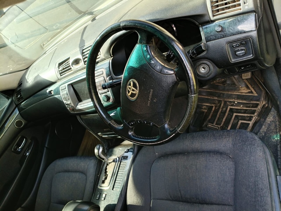 Toyota Brevis 2003 Inauzwa Dar es Salaam Tanzania