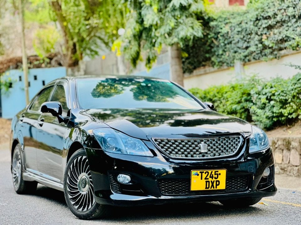 Price Of Toyota Crown 2008 for Sale in Tanzania