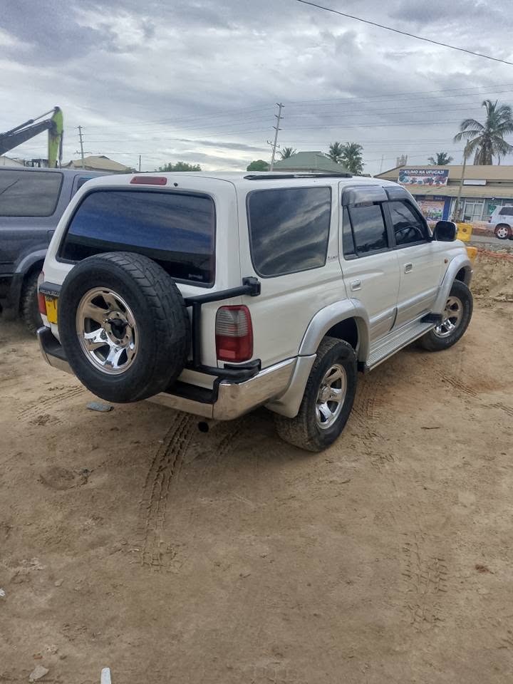 Toyota Surf 1998 for Sale in Dar es Salaam