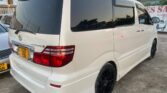 Magari Sokoni Toyota Alphard ya Bei Poa 2010