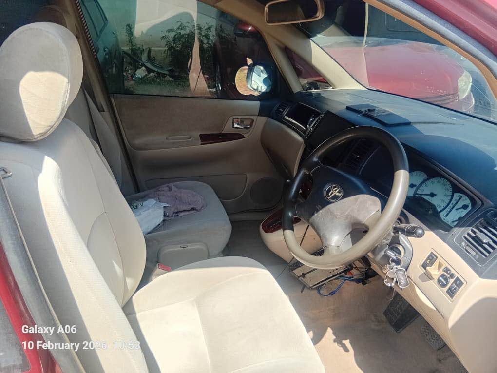 Toyota Spacio bei poa sokoni Dar es Salaam Tanzania