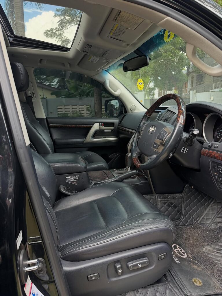 Bei ya Toyota Land Cruiser V8 2012 Sokoni Dar es Salaam Tanzania
