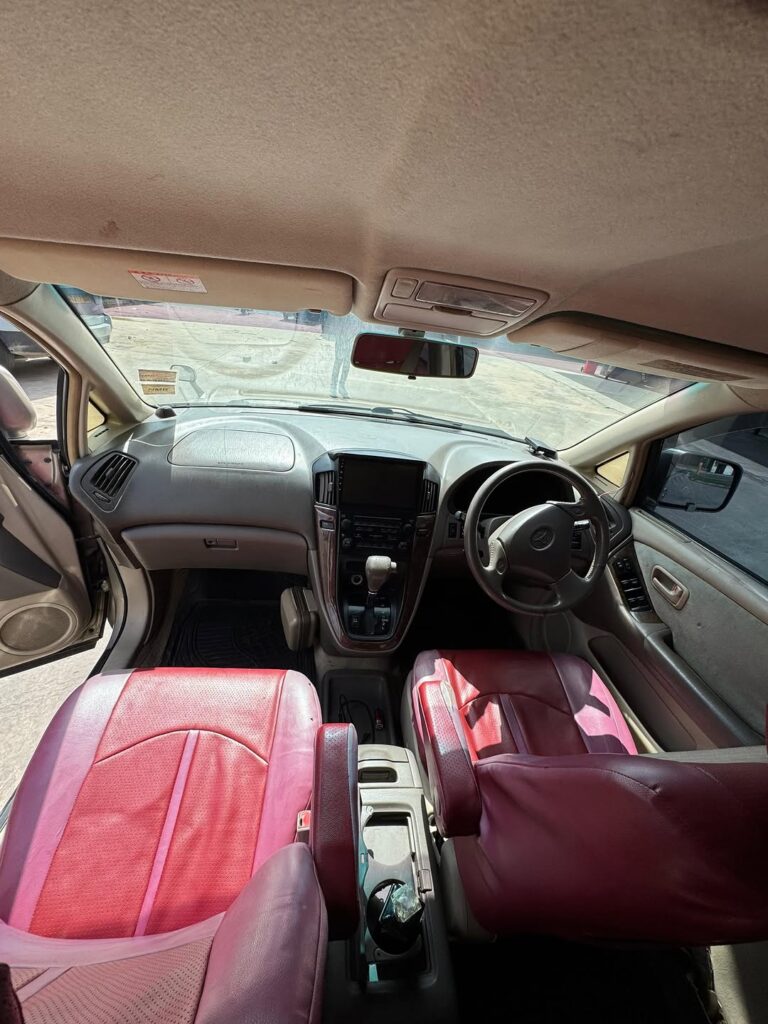 Toyota Harrier 2002 for Sale in Dar es Salaam