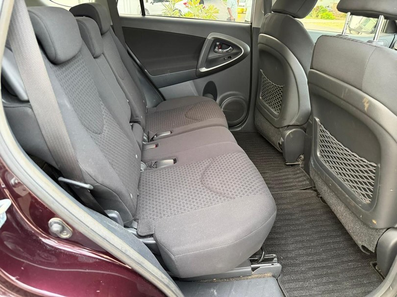Price Toyota Vanguard 2013 for Sale in Dar es Salaam