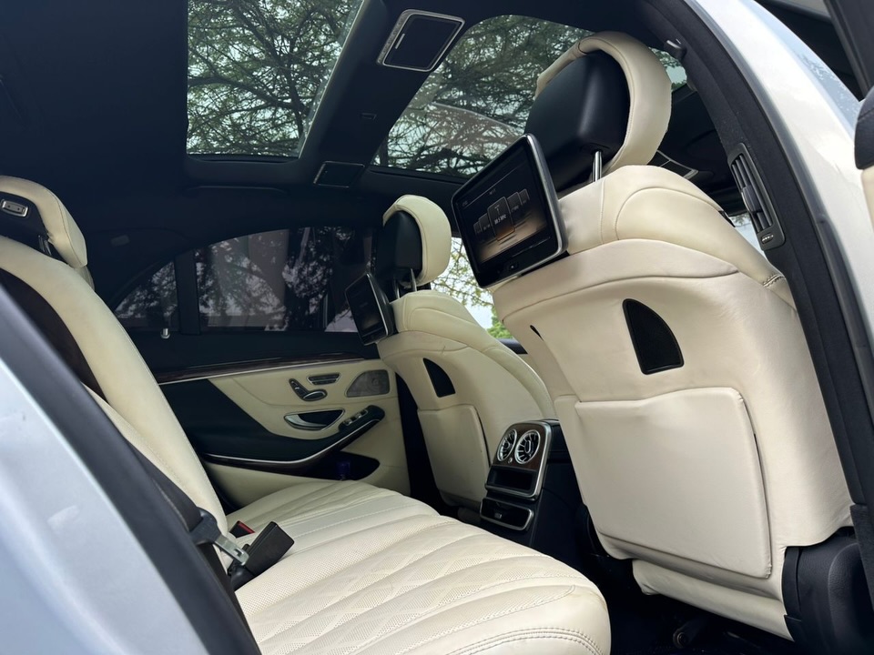 Benz Maybach 2014 for Sale in Dar es Salaam