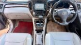 Magari Kluger 2003 lipo Mwanza